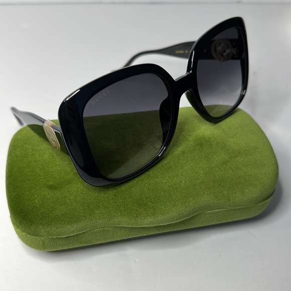 New Authentic GUCCI Grey Square Ladies Sunglasses GG1029SA 001 57 - Picture 12 of 16